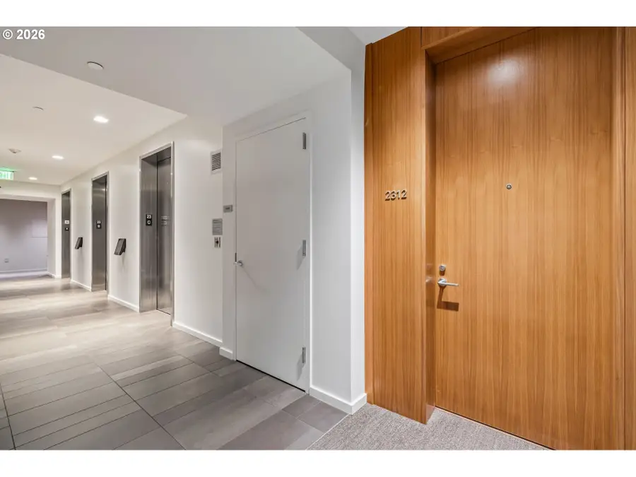 1075 NW Northrup St #2312, Portland, OR 97035 - #2