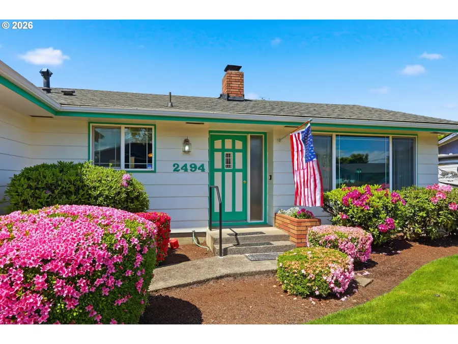2494 38th St, Springfield, OR 97477 - #3