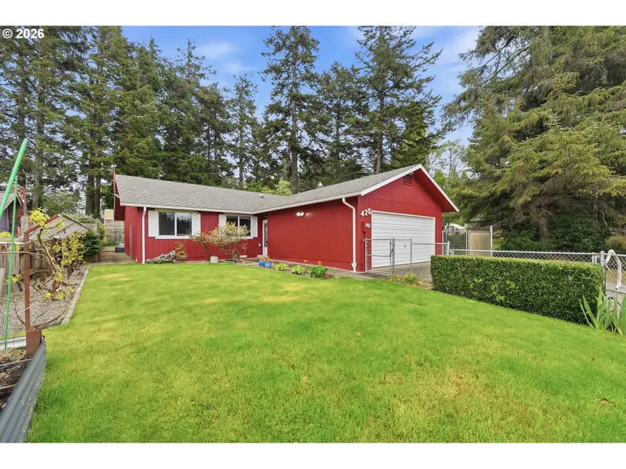 425 Radar Rd, Coos Bay, OR 97420 - #2