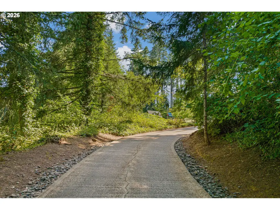85574 Svarverud Rd, Eugene, OR 97405 - #2
