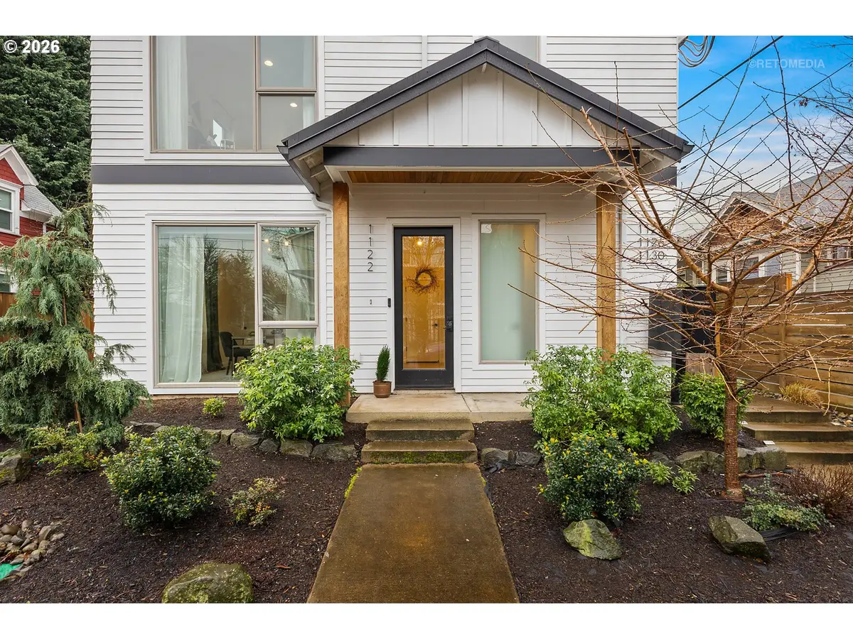 1122 SE Tenino St, Portland, OR 97202 - #1