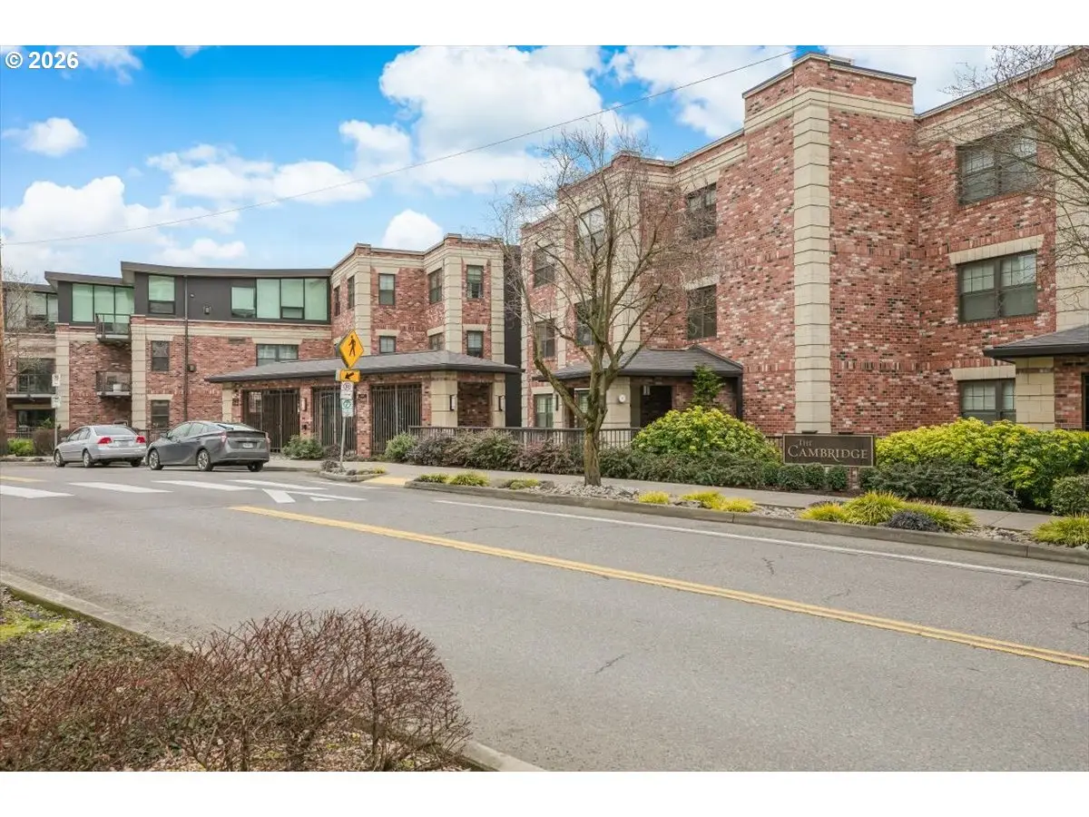 2454 NW Westover Rd #102, Portland, OR 97210 - #1