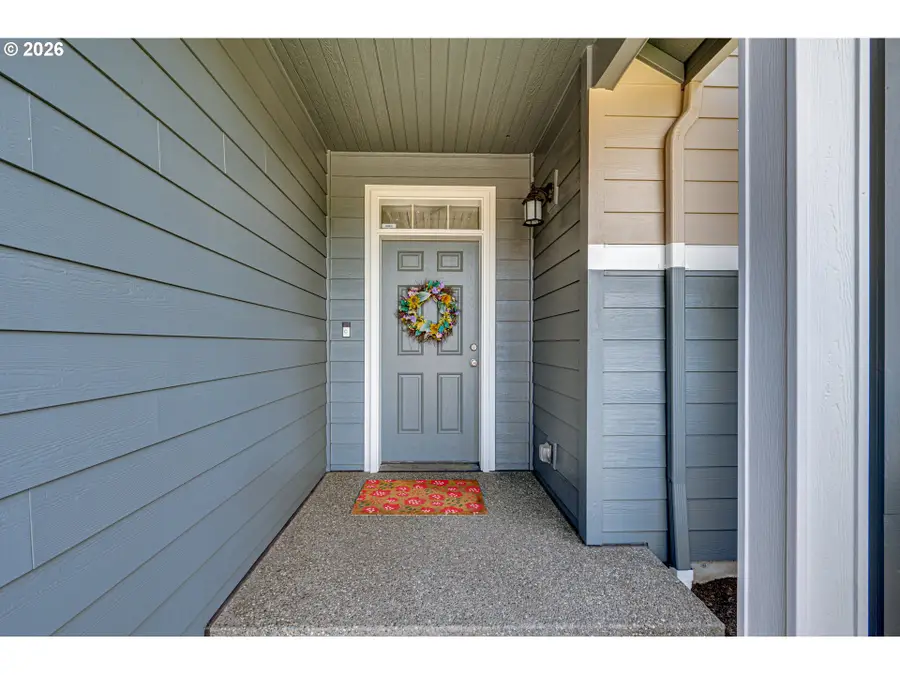 3801 N 5th Way, Ridgefield, WA 98642 - #3