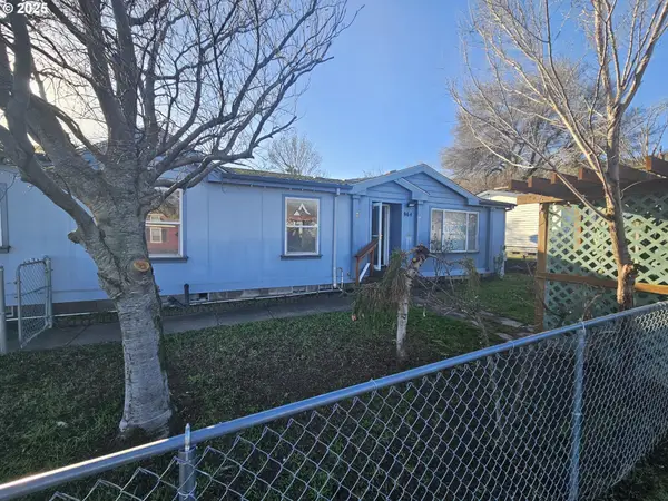 964 Home St, TheDalles, OR 97058