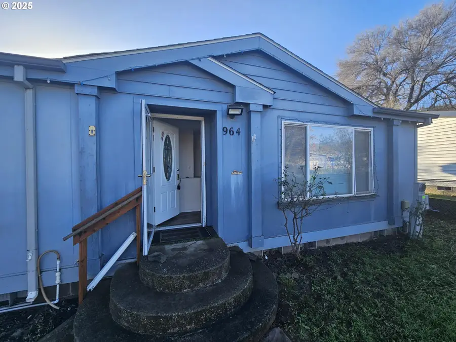964 Home St, The Dalles, OR 97058 - Image #3