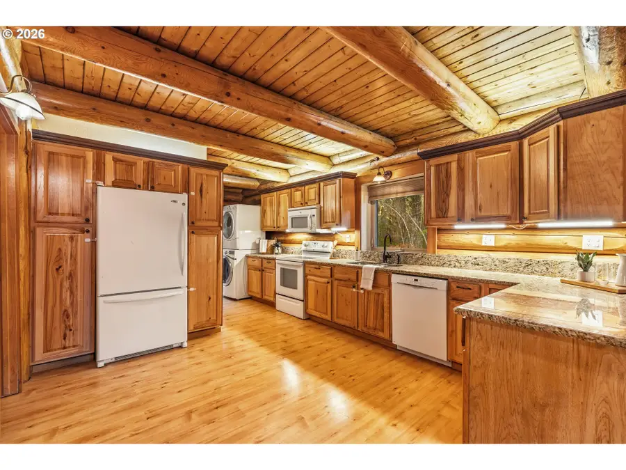 62 Sadie Rd, Carson, WA 98610 - Image #3