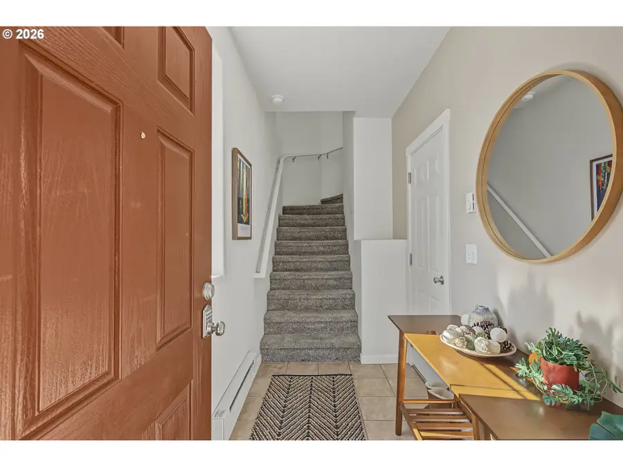 1810 NE 101st Ave #201-end, Hillsboro, OR 97006 - #2