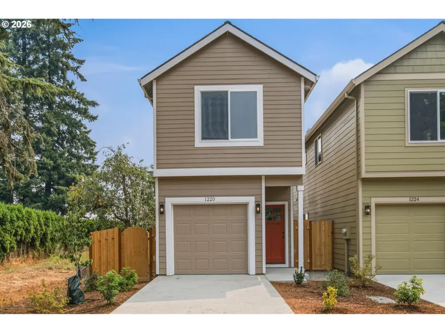 1220 SE 151 St Ave, Portland, OR 97233 - #2