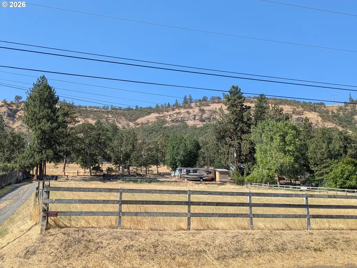 2514 W 10th St, The Dalles, OR 97058 - #1