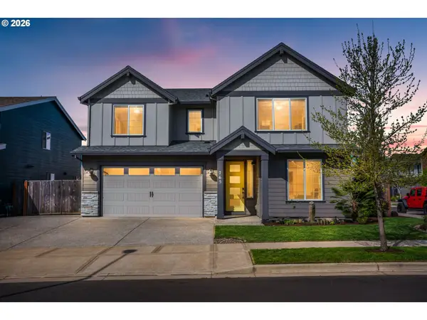 765 N 34th Ter, Cornelius, OR 97124