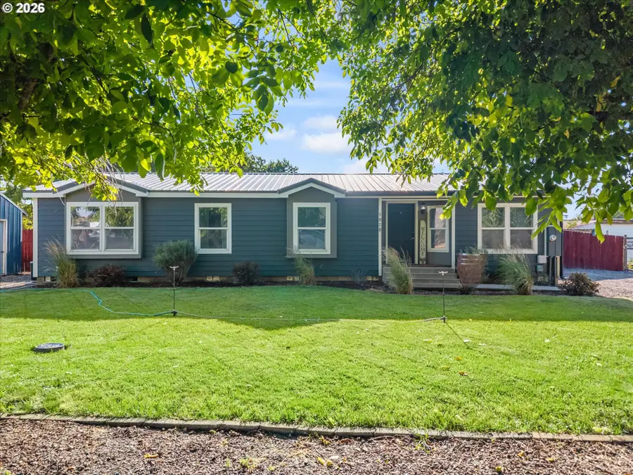 1020 N Benson St, Union, OR 97883 - #2