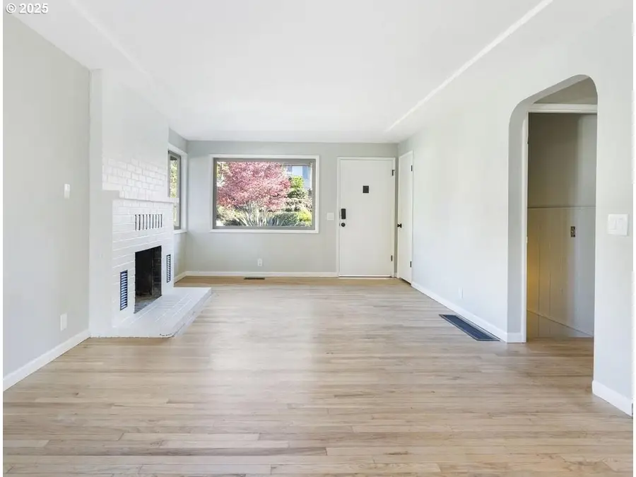 5017 SE 40th Ave, Portland, OR 97202 - Image #3