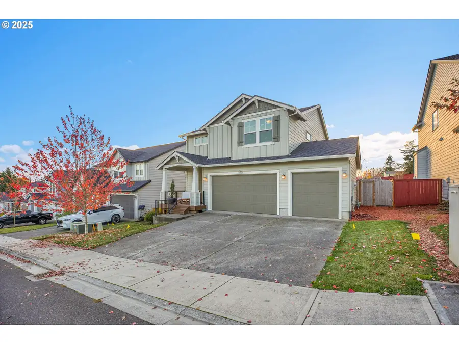 59621 Emerald Loop, Saint Helens, OR 97051 - Image #2