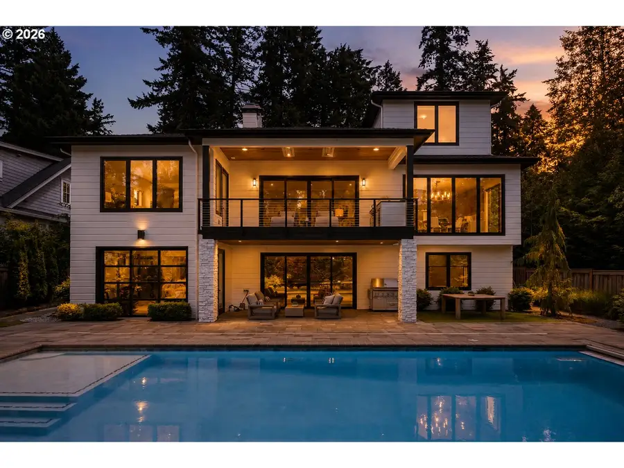 1289 Chandler Rd, Lake Oswego, OR 97034 - #2