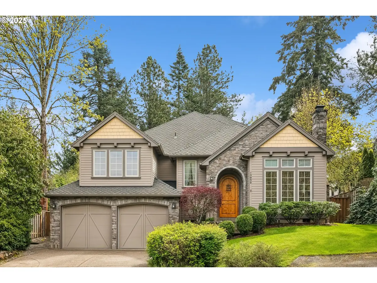 13932 Sundeleaf Dr, Lake Oswego, OR 97034 - Image #1