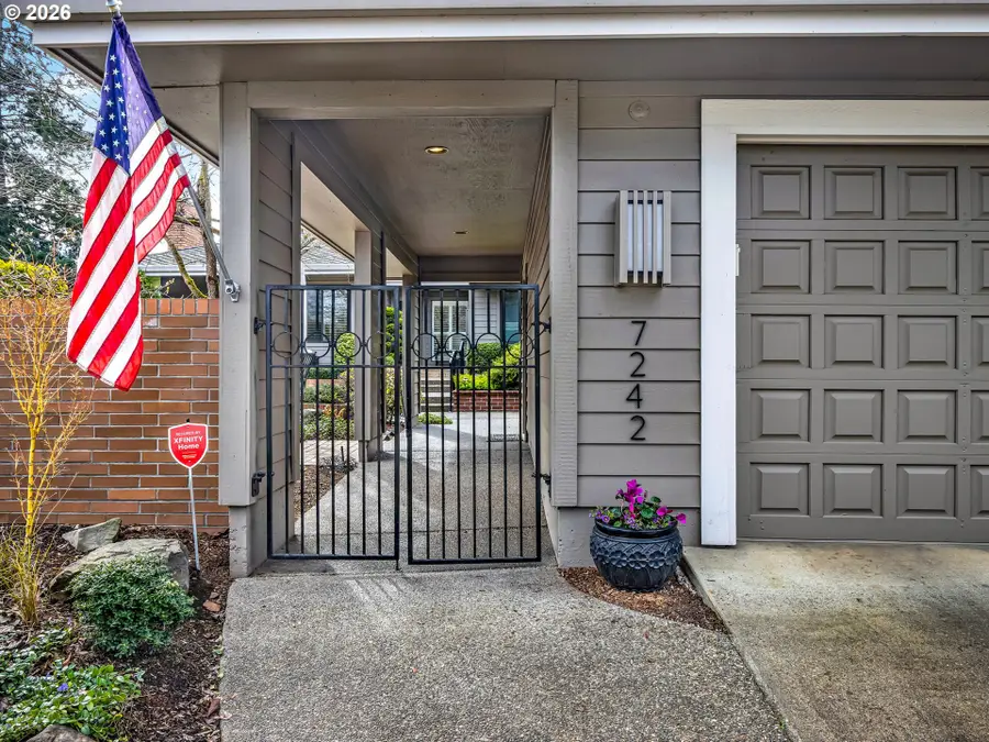 7242 SW Lake Bluff Ct, Wilsonville, OR 97070 - #2