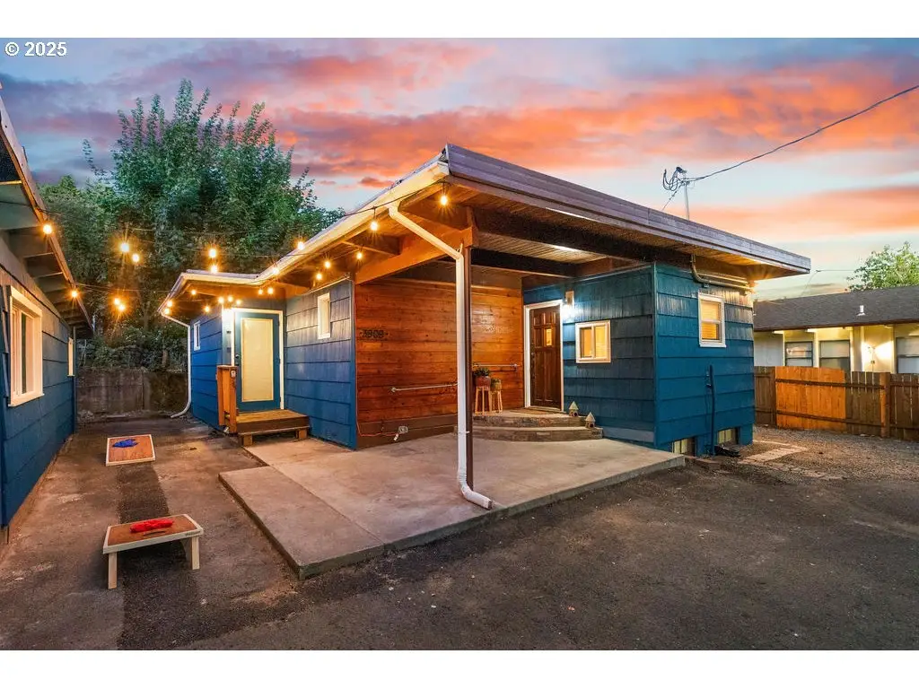 3909 NW Rose St, Vancouver, WA 98660 - Image #1