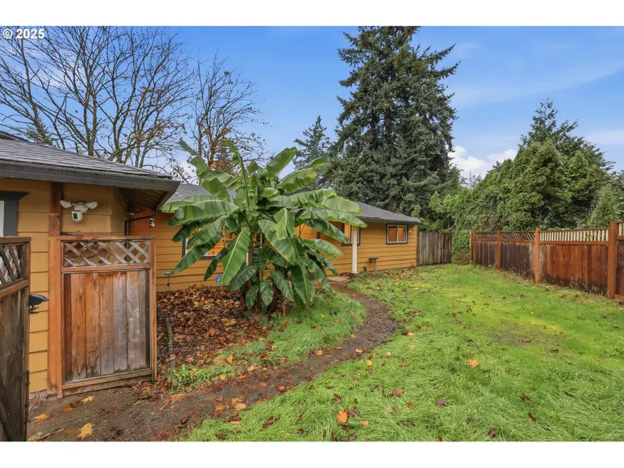 13228 SE Brooklyn Ct, Portland, OR 97236 - Image #3