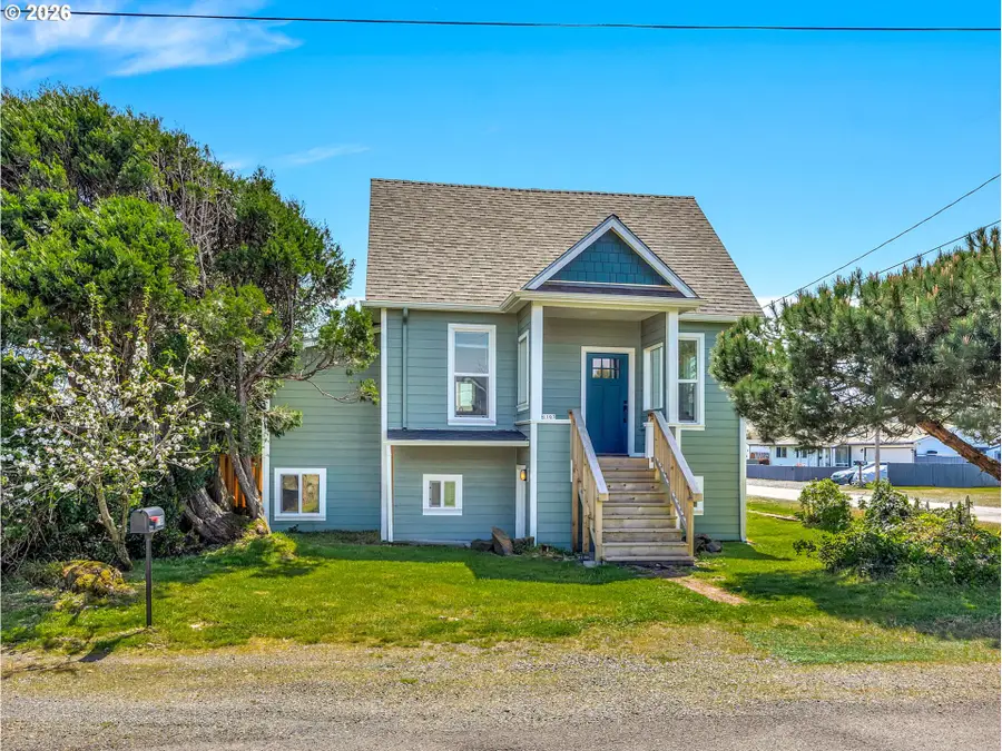 1103 Avenue F, Seaside, OR 97138 - #2