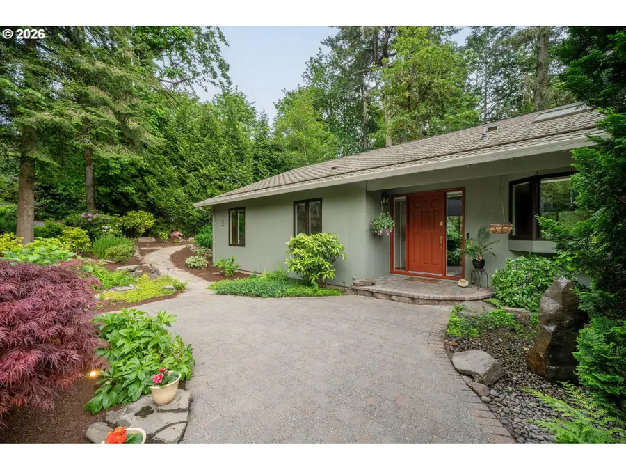 3130 Westview Ct, Lake Oswego, OR 97034 - #3