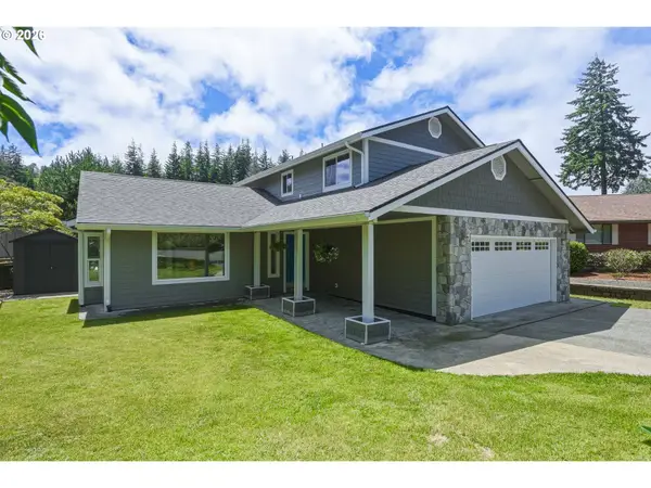 1915 Fern Ct, CoosBay, OR 97420