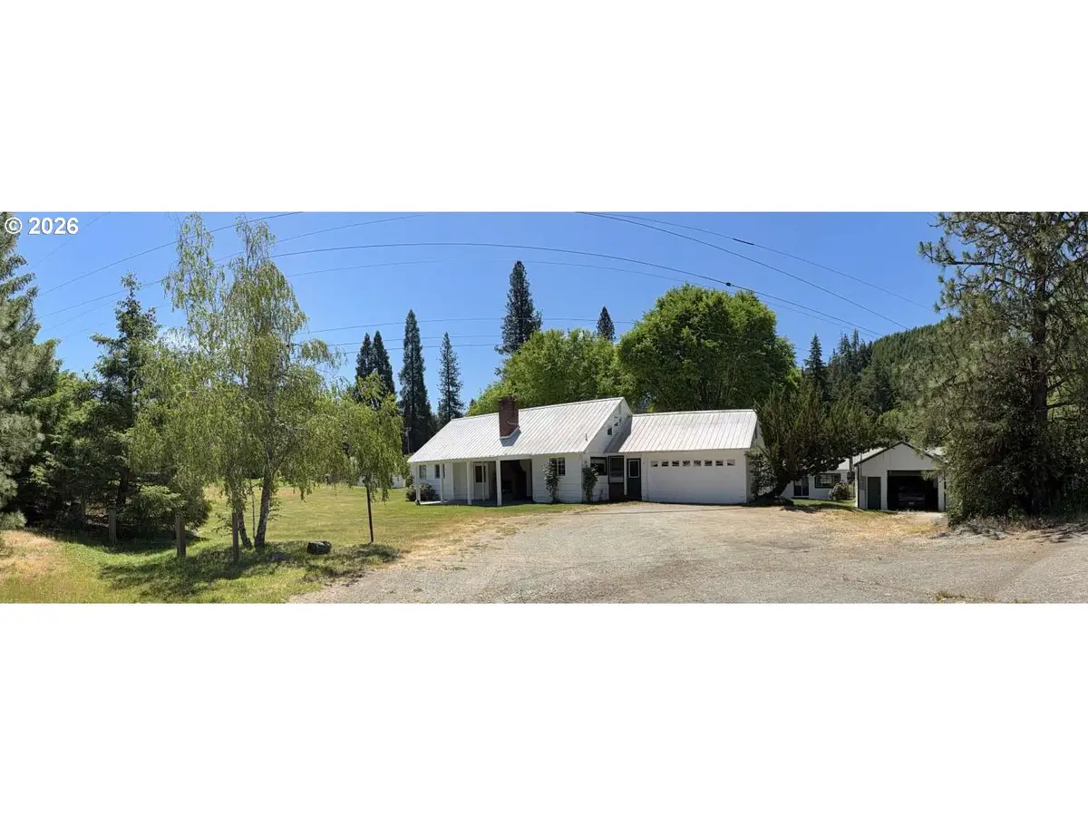 3070 Ranchero Rd, Glendale, OR 97442 - #1