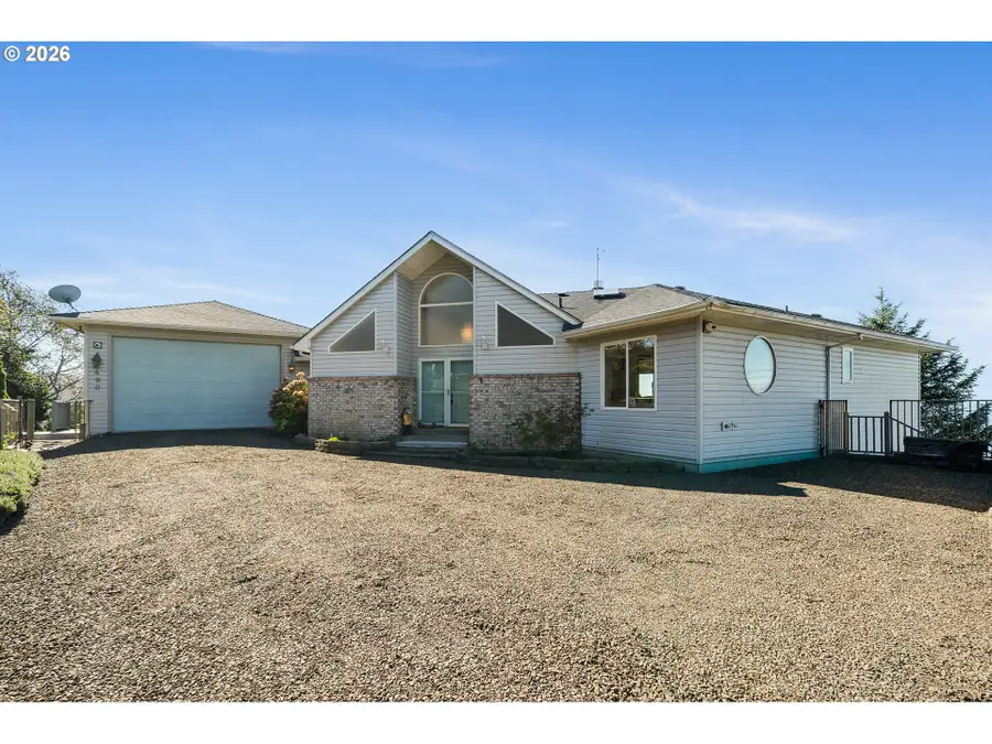490 Pacific View Dr, Rockaway Beach, OR 97136 - #3