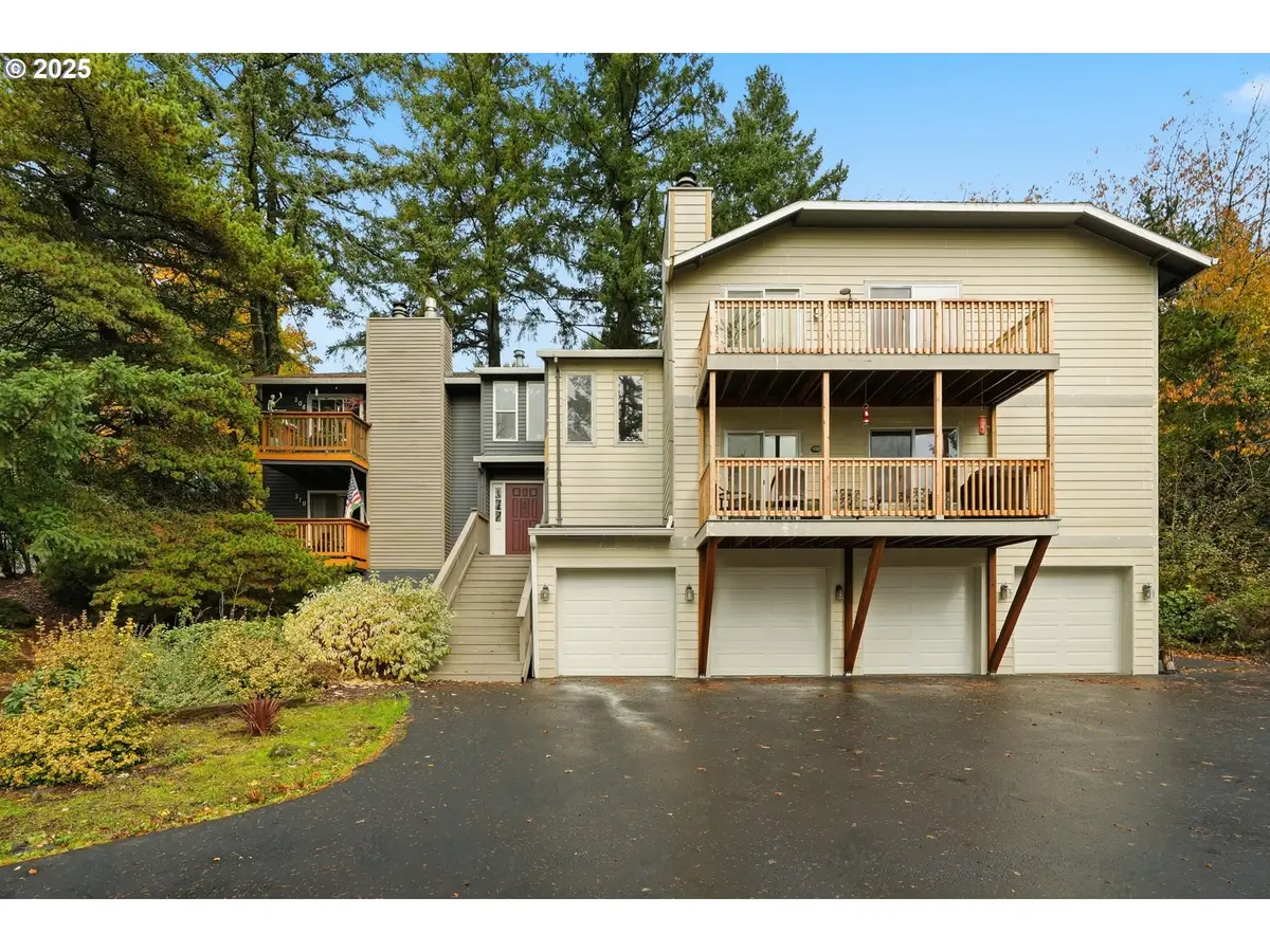 304 Cervantes, Lake Oswego, OR 97035 - Image #1