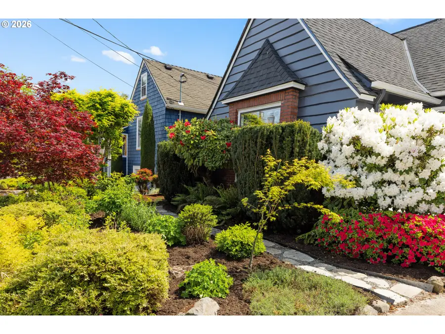 2014 NE Crane St, Portland, OR 97211 - #2