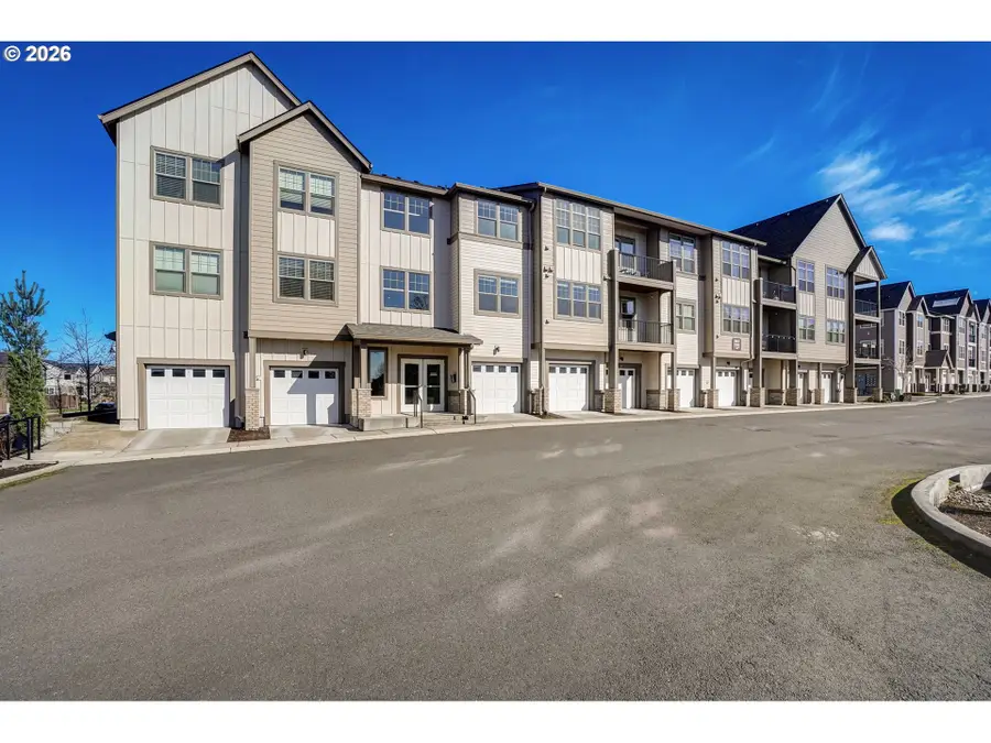 16417 NW Chadwick Way #302, Portland, OR 97229 - Image #2