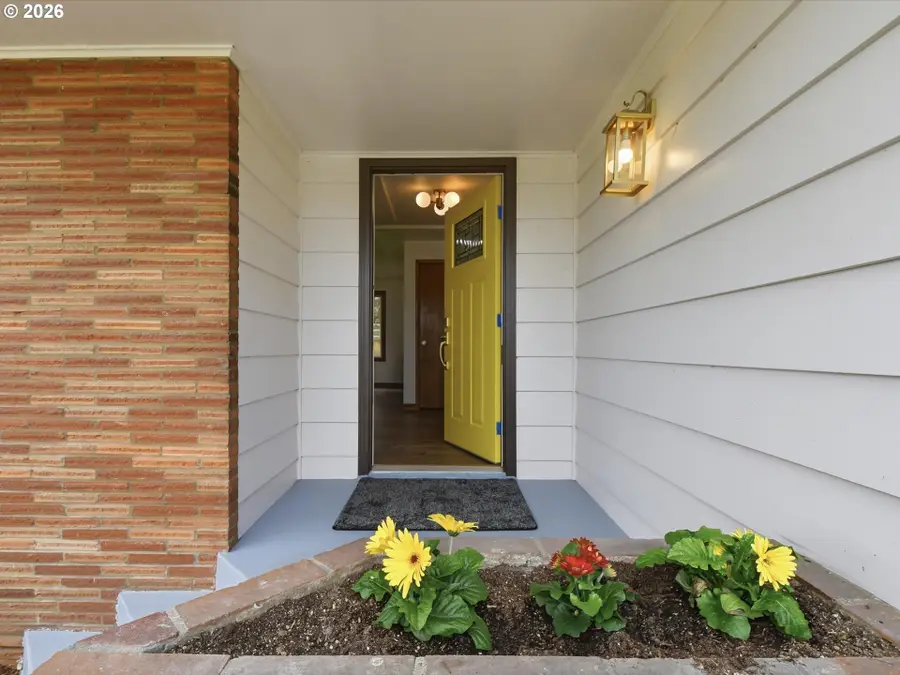 5640 NE Ainsworth St, Portland, OR 97218 - #2