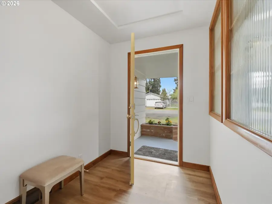 5640 NE Ainsworth St, Portland, OR 97218 - #3