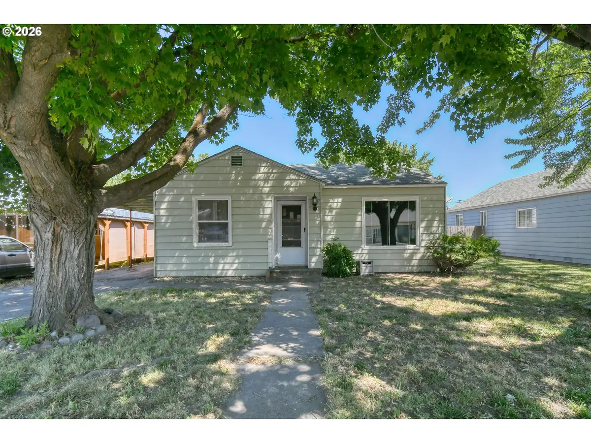 433 E Darwin St, Athena, OR 97813 - #1