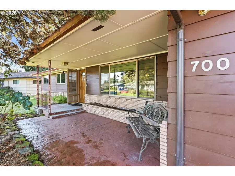 700 NE Donelson Rd, Hillsboro, OR 97124 - #2