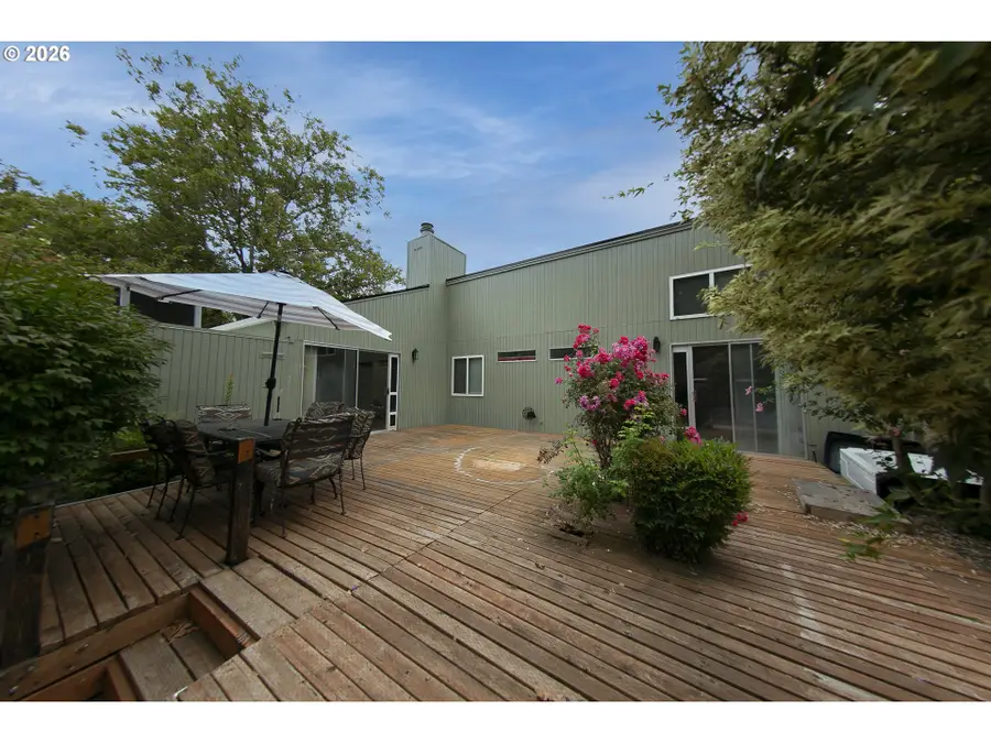1785 NW Rolling Hill Dr, Beaverton, OR 97006 - #3
