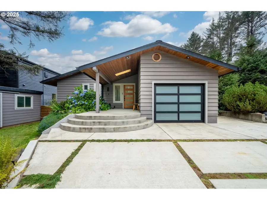 49750 Nescove Dr, Neskowin, OR 97149 - #3