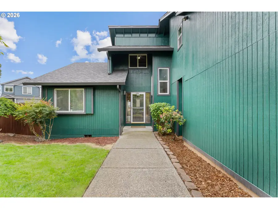 5392 N St, Washougal, WA 98671 - #3
