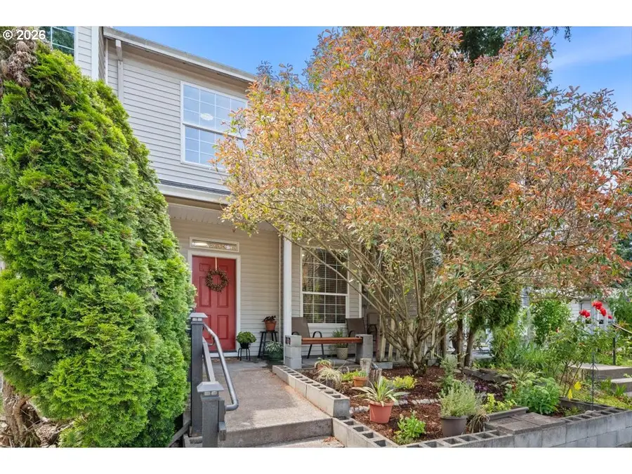 1545 NE 132nd Ave, Portland, OR 97230 - #2