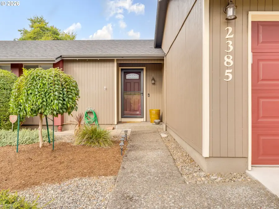 2385 NE Juniper Ave, Gresham, OR 97030 - #2