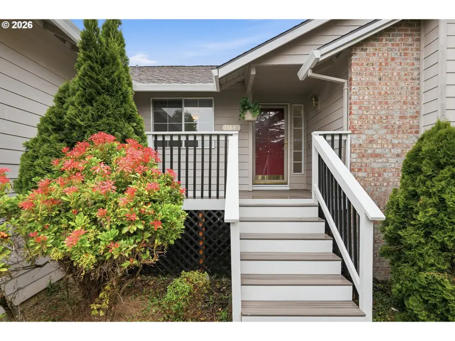 13841 SE Hampshire Ct, Northwest Clackamas, OR 97086 - #2