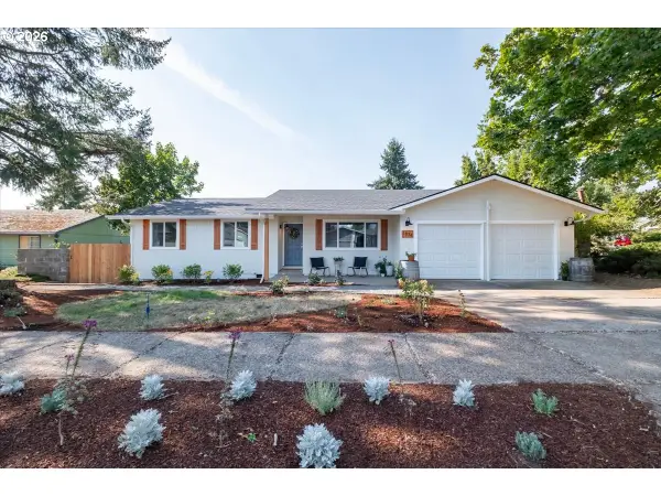 1874 S Cedarcrest Dr, Salem, OR 97306