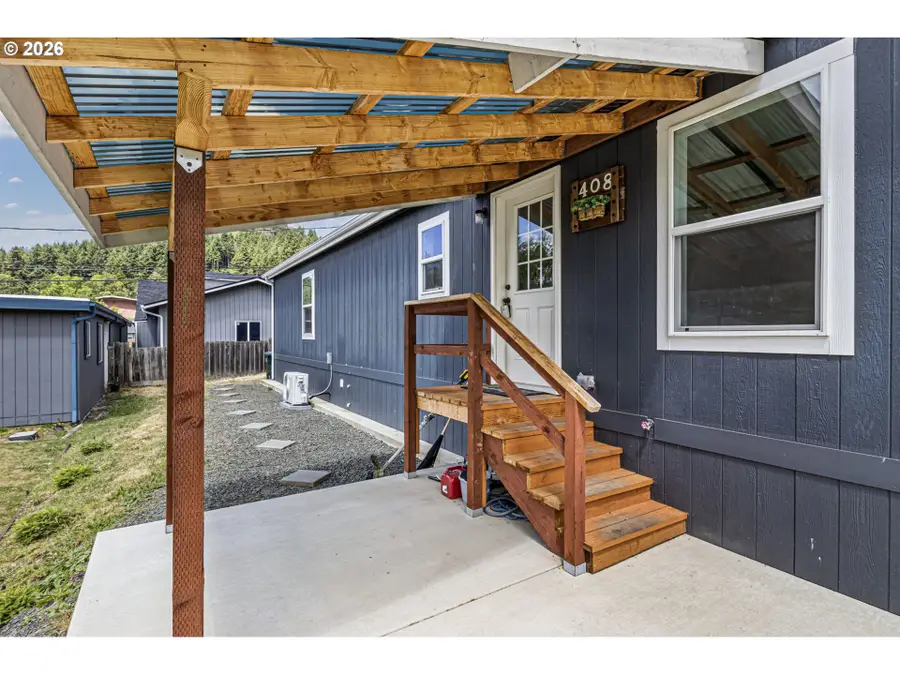 408 Whipple Ave, Drain, OR 97435 - #2