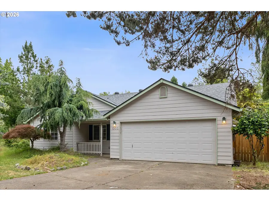 1302 SW Darci Dr, McMinnville, OR 97128 - #2
