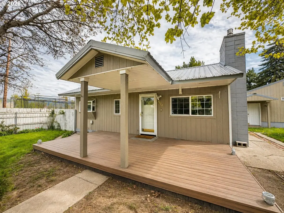 1920 Cliff St, Baker City, OR 97814 - #1