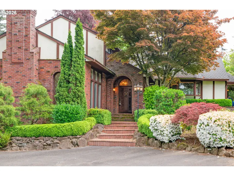 10000 SE Cambridge Ln, Milwaukie, OR 97222 - #2
