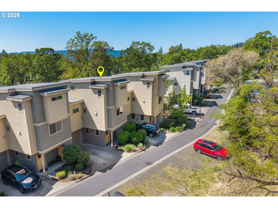 511 SE Upper Wyers, White Salmon, WA 98672 - #2