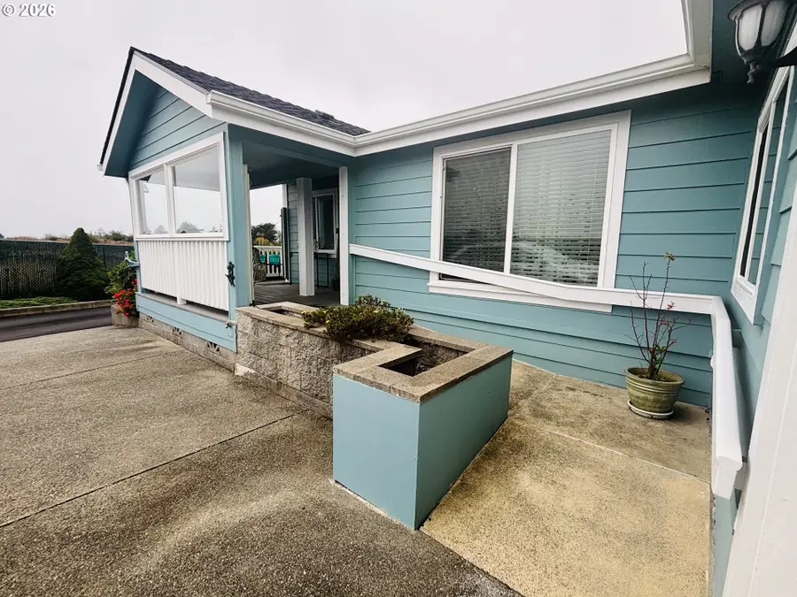 98126 W Benham Ln #70, Brookings, OR 97415 - #2