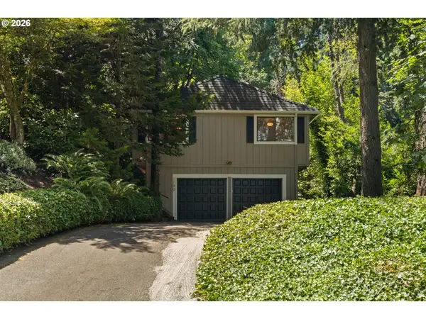 1180 Oxford Dr, LakeOswego, OR 97034