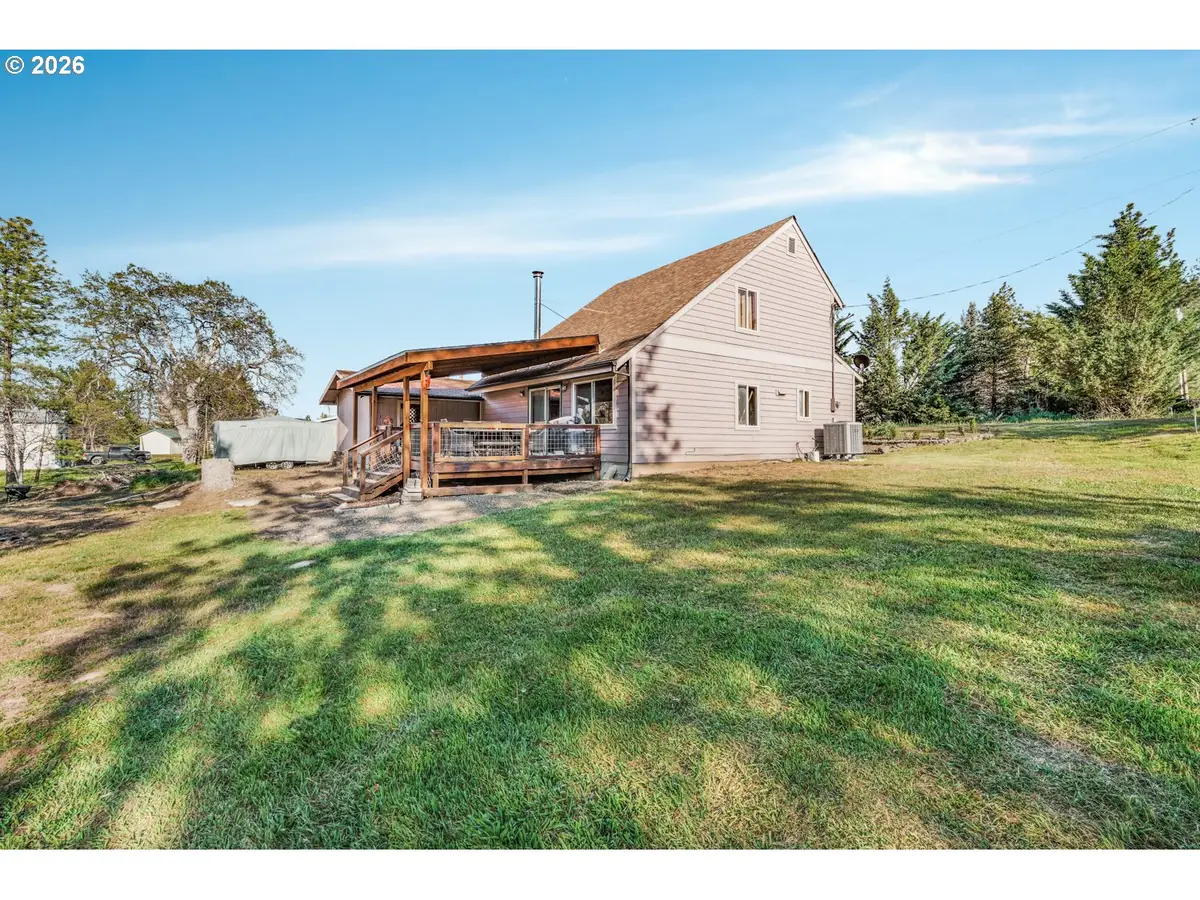 127 S Mike Rd, Pine Hollow, OR 97063 - #1