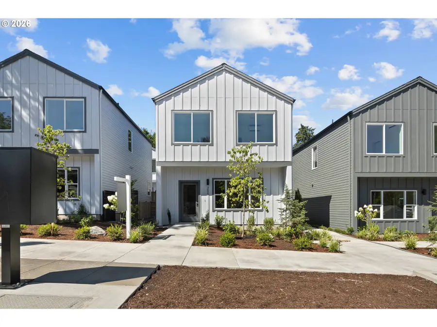 3821 SW Pomona St, Portland, OR 97219 - #2